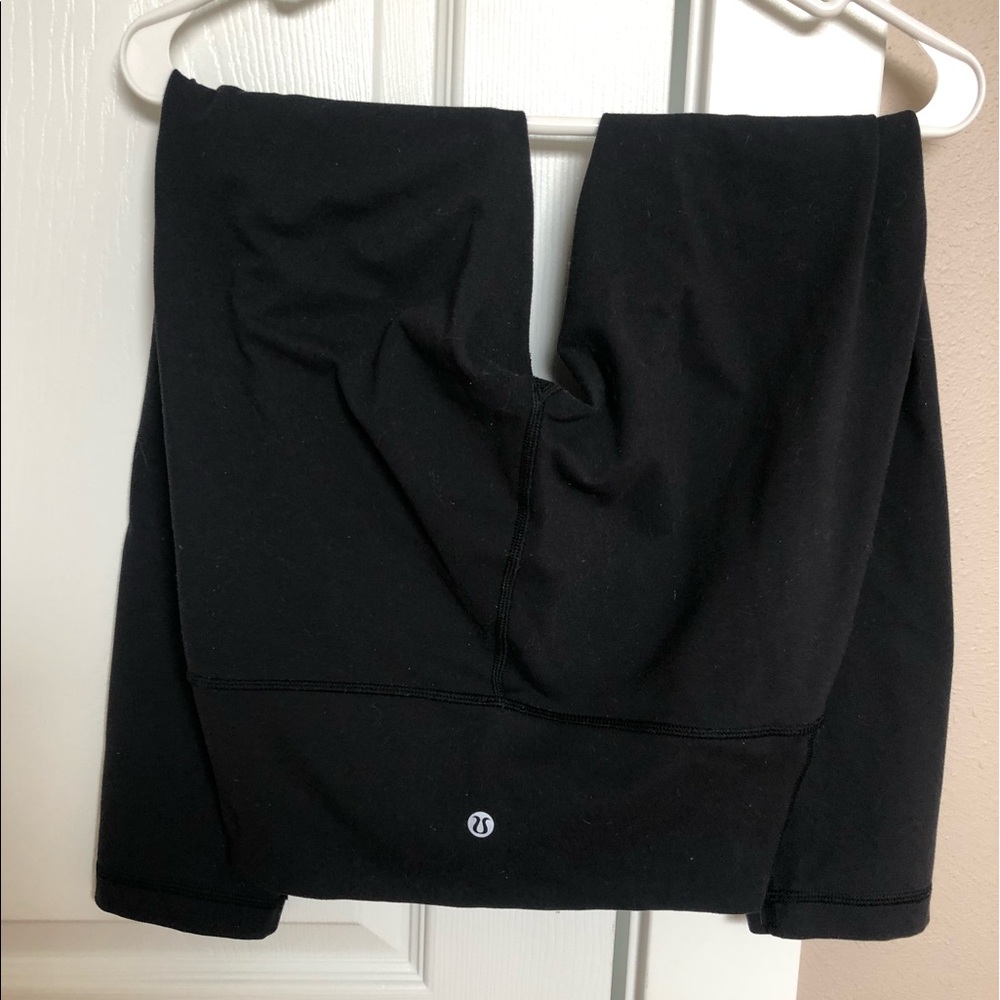 Lululemon wonder under